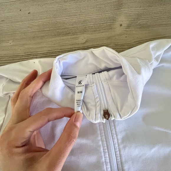 Kyodan- Women’s Recreation Zip Up Long Sleeve in white- Size M - Picture 5 of 9